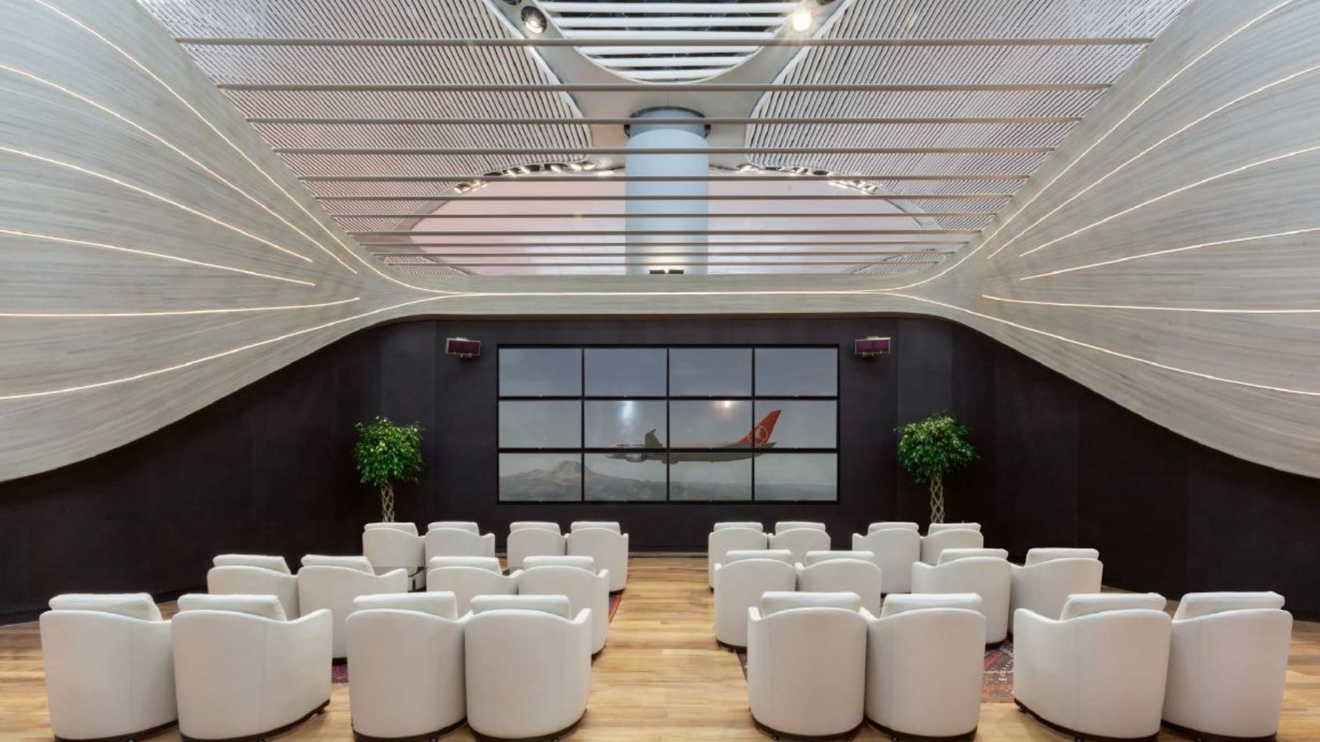 thy domestic lounge